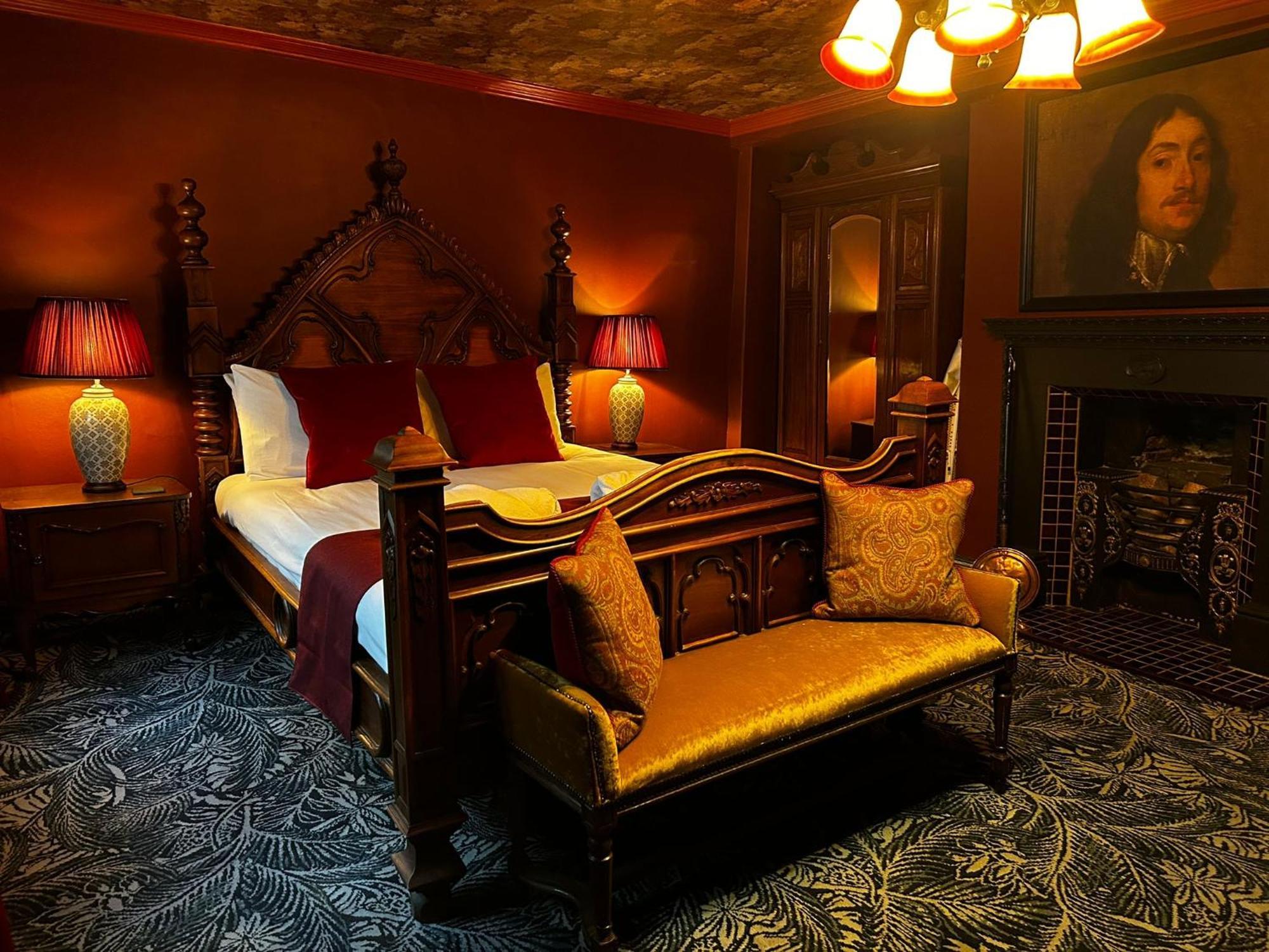 Golden Fleece York Hotel ภายนอก รูปภาพ