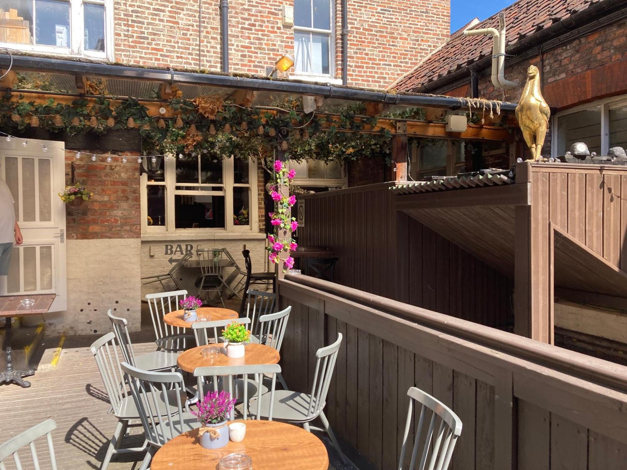 Golden Fleece York Hotel ภายนอก รูปภาพ